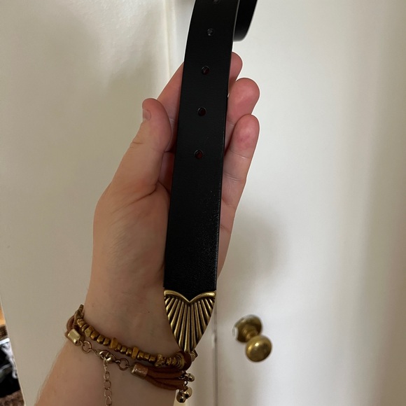 Women’s Black and Gold Western Belt - Picture 3 of 3